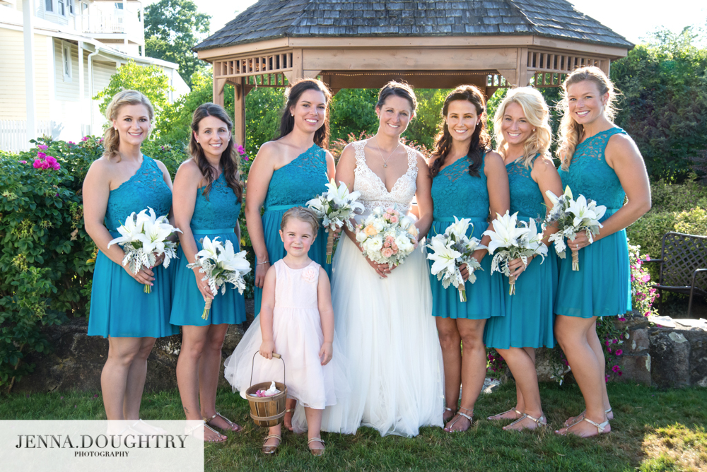 Maine Wedding Photographer bridesmaids